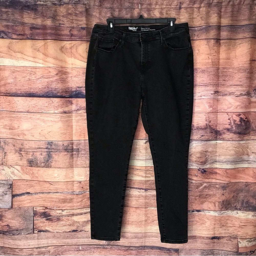 Massimo Curvy Skinny Jeans